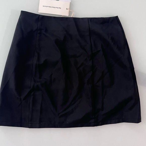 NWT Commense mini skirt black - Picture 2 of 4